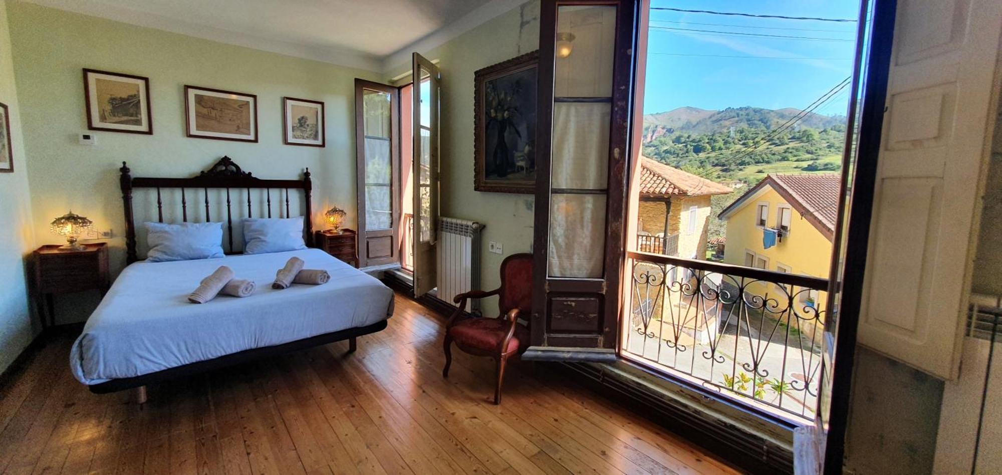 La Casona De La Vega Junto A Onís Esterno foto